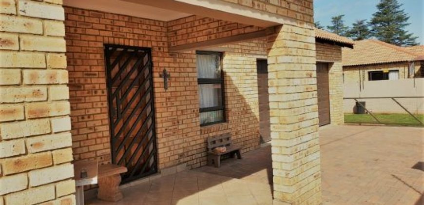 3 Bedroom Townhouse for Sale in Fochville