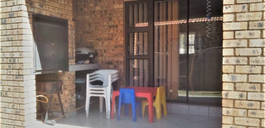 3 Bedroom Townhouses for Sale in Fochville