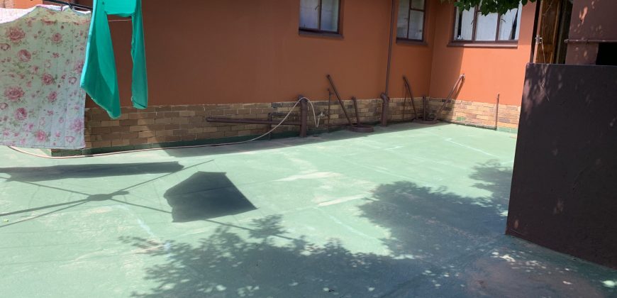 3 to 5 Bedroom House for SALE in Fochville