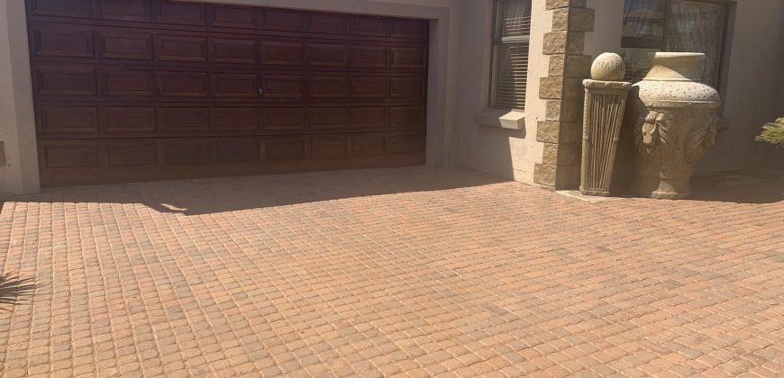 3 or 4 Bedroom House for SALE in Fochville