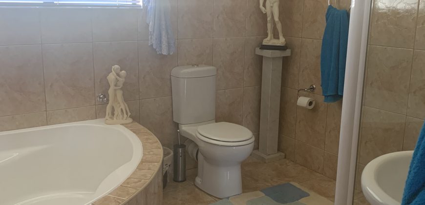 3 or 4 Bedroom House for SALE in Fochville