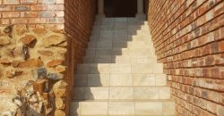 5 BEDROOM HOUSE FOR SALE IN FOCHVILLE