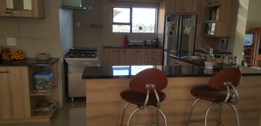 5 BEDROOM HOUSE FOR SALE IN FOCHVILLE