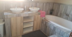 5 BEDROOM HOUSE FOR SALE IN FOCHVILLE