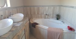 5 BEDROOM HOUSE FOR SALE IN FOCHVILLE