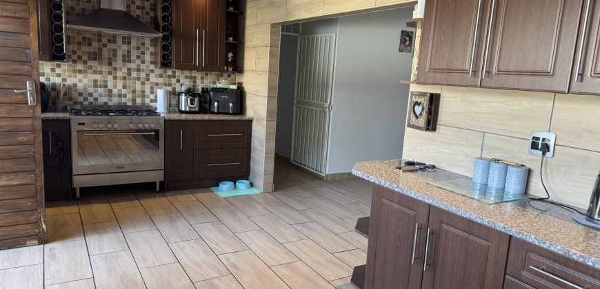 3 or 4 Bedroom House for SALE in Fochville