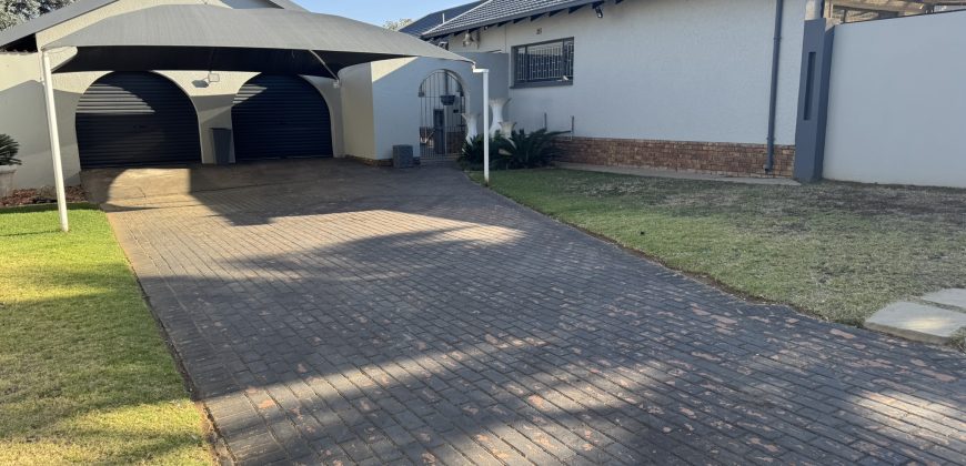3 or 4 Bedroom House for SALE in Fochville