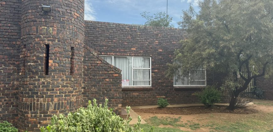 4-bedroom low-maintenance House for SALE in Fochville.