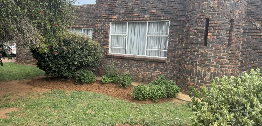 4-bedroom low-maintenance House for SALE in Fochville.
