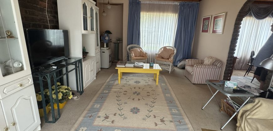 4-bedroom low-maintenance House for SALE in Fochville.