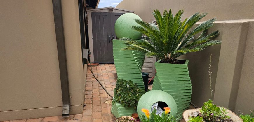 3 Bedroom Townhouse for SALE in Fochville.