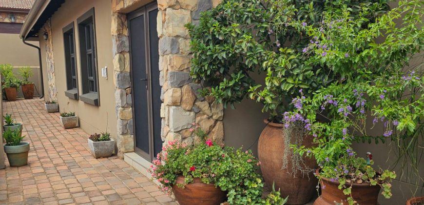 3 Bedroom Townhouse for SALE in Fochville.