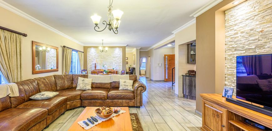 Low Maintenance 5 Bedroom House