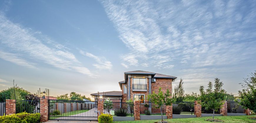 Low Maintenance 5 Bedroom House