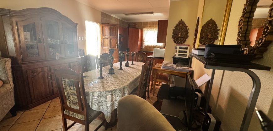 3 Bedroom Townhouse for SALE in a secure Complex