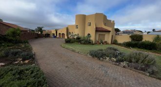 4 Bedroom House with Flatlet for SALE in Fochville