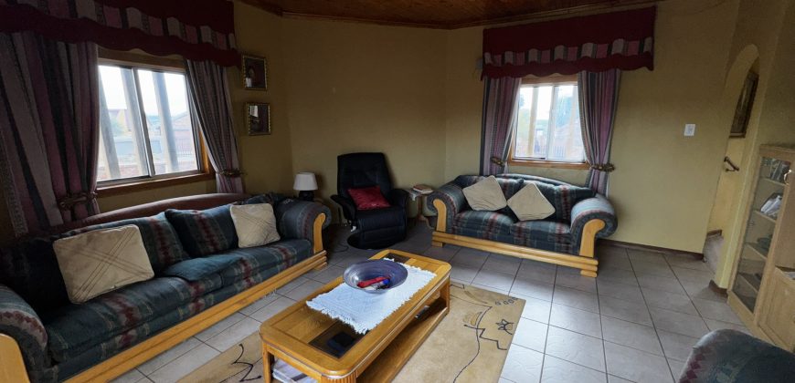 4 Bedroom House with Flatlet for SALE in Fochville