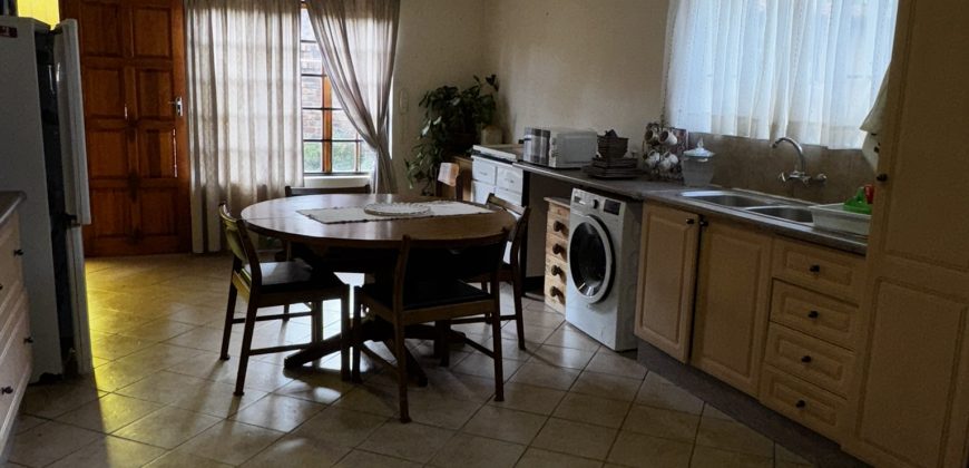 4 Bedroom House with Flatlet for SALE in Fochville